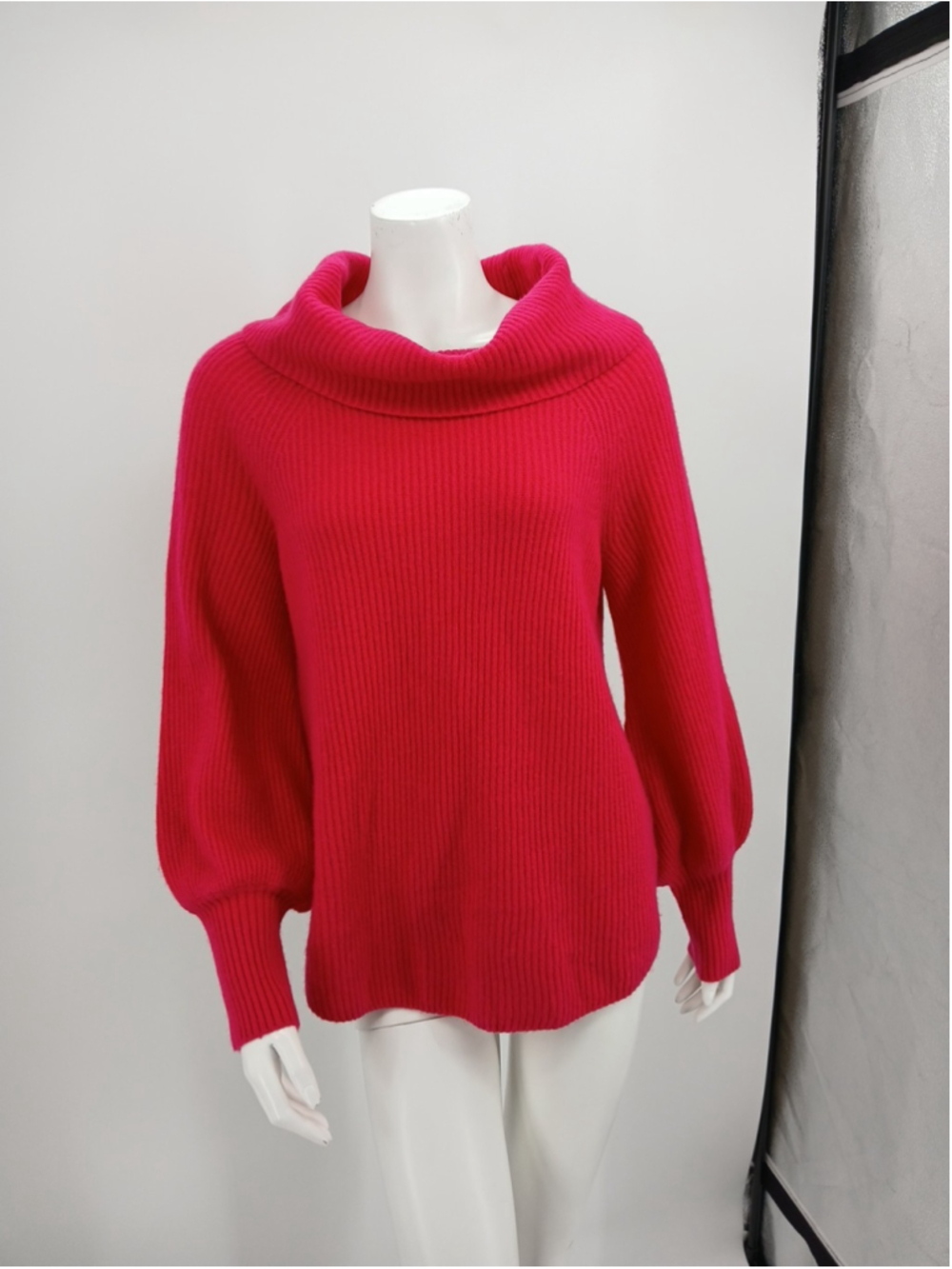 Soft Surroundings Calanthe Ribbed Cashmere Cowl Neck Sweater Pink Womens Size M